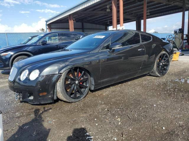 Itt egy megfáradt Bentley, ami már 828 ezer kilométert tett meg, és most kedvező áron kínálják.