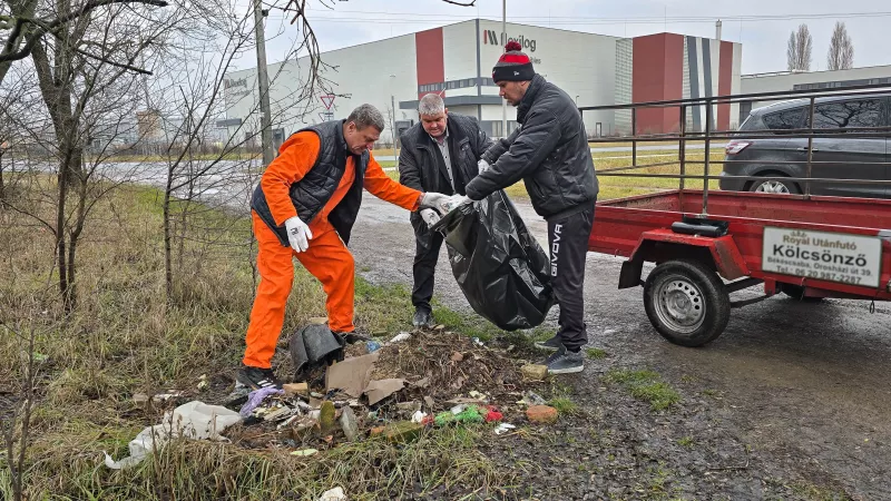 Mától egy újabb lépést tettünk a környezetvédelem irányába, hiszen Békéscsabán már egyel kevesebb illegális hulladéklerakó található.