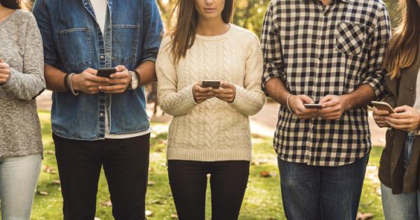 Komoly következményekkel járhat, ha meggondolatlanul kezd el fényképeket megosztani az interneten.