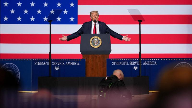 Trump ultimátumot intézett a Hamászhoz.