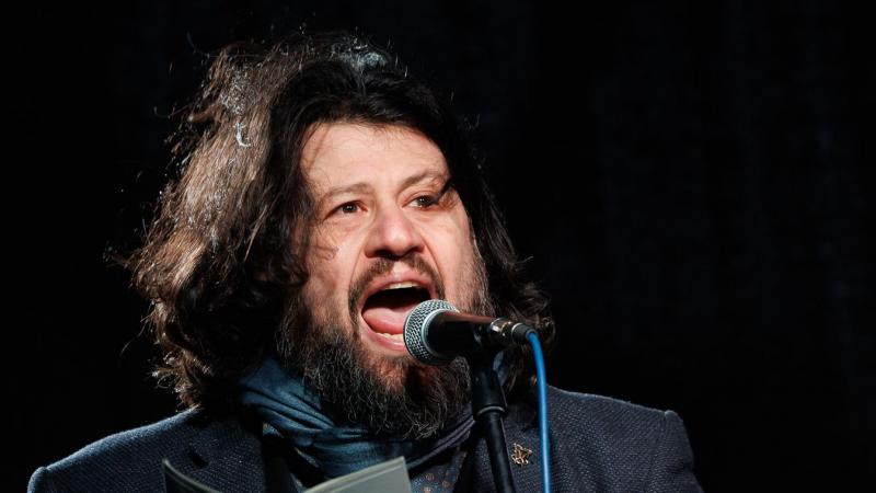 A megbékélési esemény elmarad, mivel Puzsér egy újabb izgalmas botrányt fedezett fel a hétvégére.