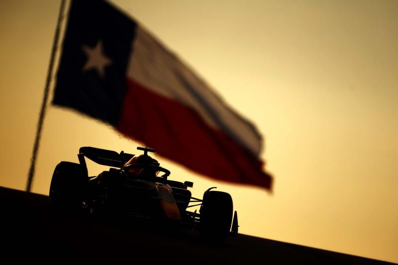 Az F1-es Amerikai Nagydíj televíziós közvetítései - F1VILÁG.HU
Készülj fel a sebesség és izgalom világára, ahol a legjobb Forma-1-es pilóták mérik össze tudásukat az Egyesült Államokban! Az F1VILÁG.HU folyamatosan frissülő híreivel és részletes közvetíté