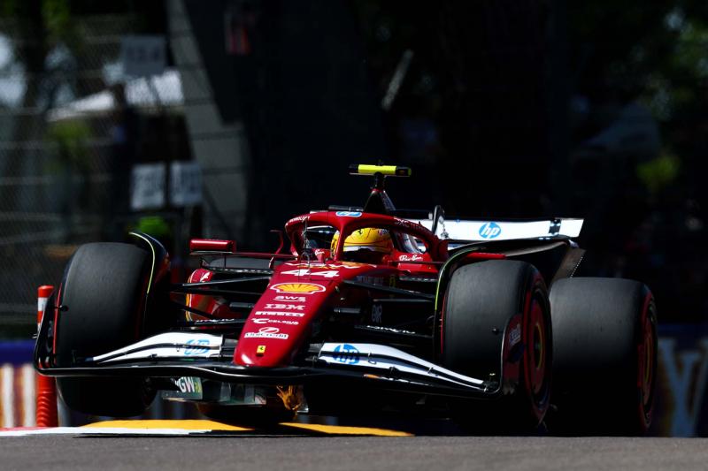 Elhagyja a Ferrarit Hamilton teljesítménymérnöke – F1VILÁG.HU
A Forma-1 világában újabb jelentős változásra került sor, hiszen Hamilton teljesítménymérnöke bejelentette, hogy elhagyja a Ferrari csapatát. A hírek szerint a szakember új kihívások után néz,